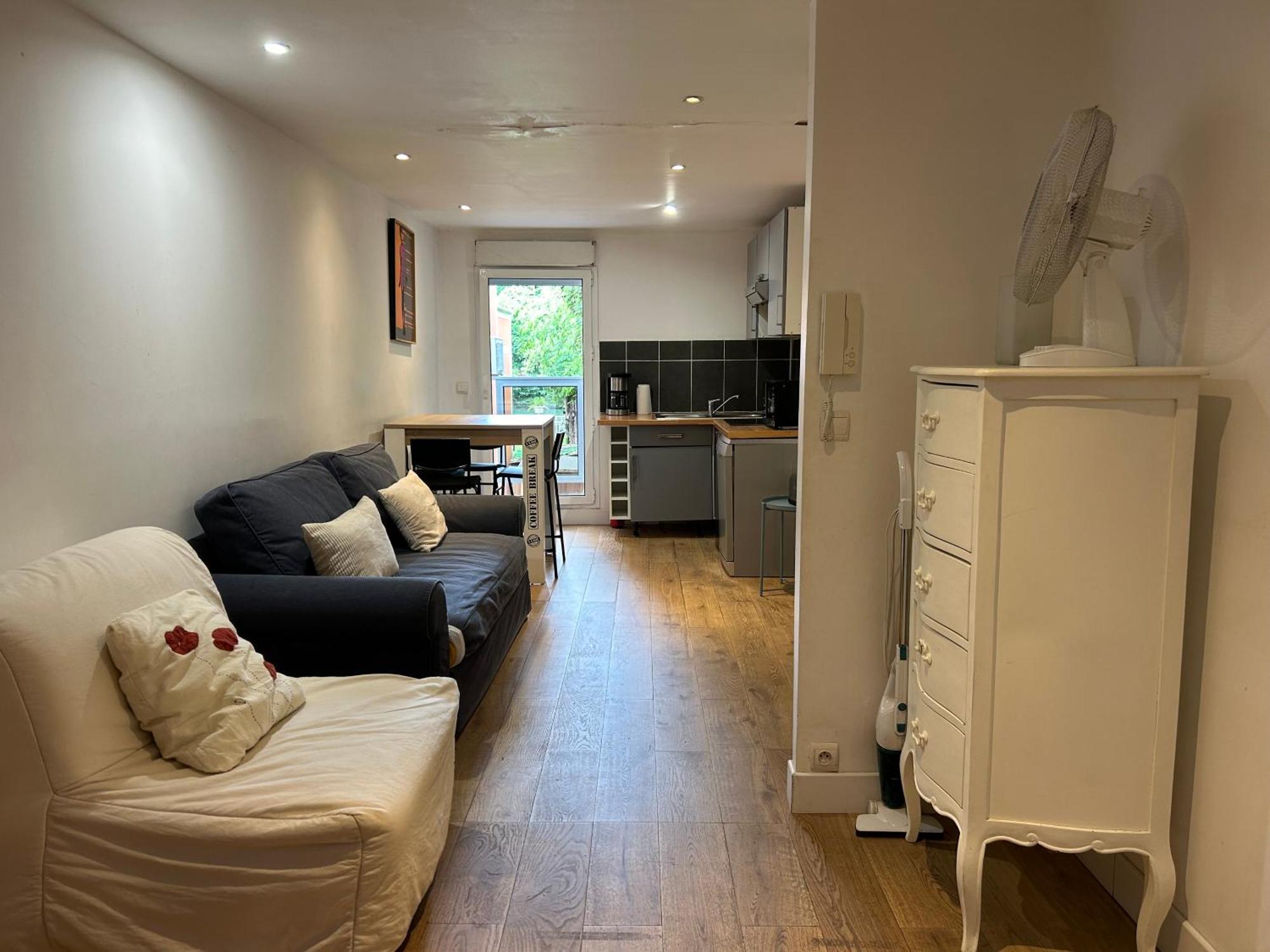 Paris Eiffel Tower Et Disney Apartments, Parkings Gratuits Et Securises, 10 Minutes Metro To Paris Nogent-sur-Seine Buitenkant foto